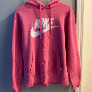 Nike hoodie/ color pink/ size medium/ used but in good condition